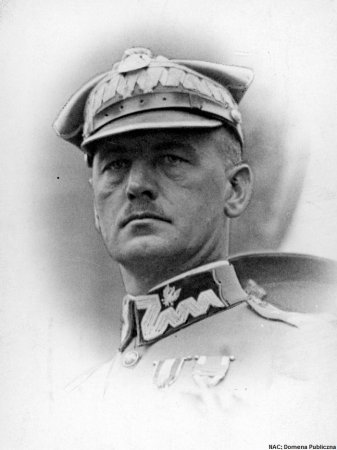 Urodził się gen. Władysław Sikorski, żołnierz Legionów, premier RP, Naczelny Wódz Polskich Sił Zbrojnych. 1881.